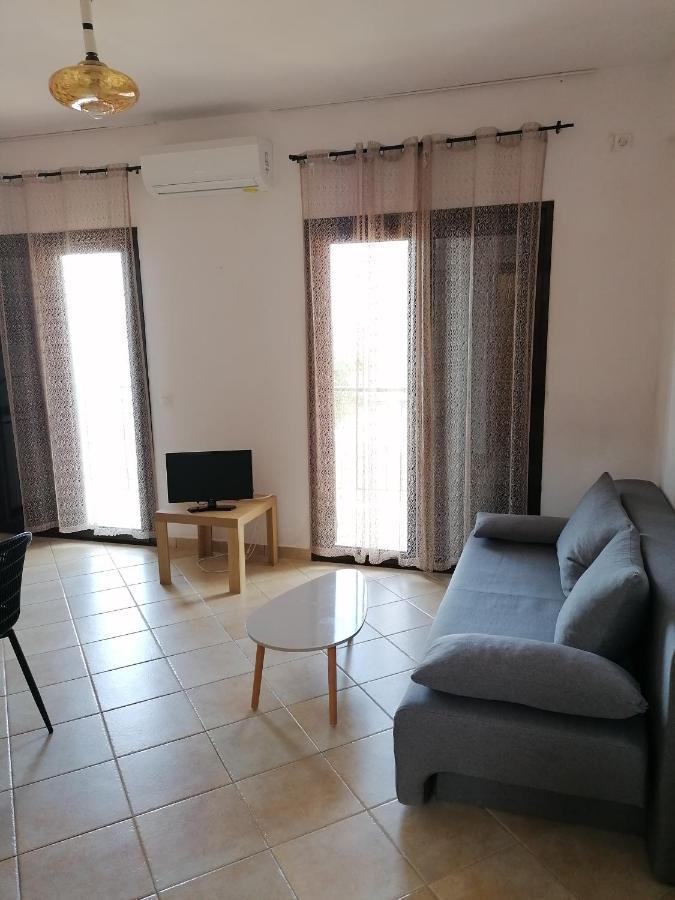 Alexis Apartments Pylos Luaran gambar